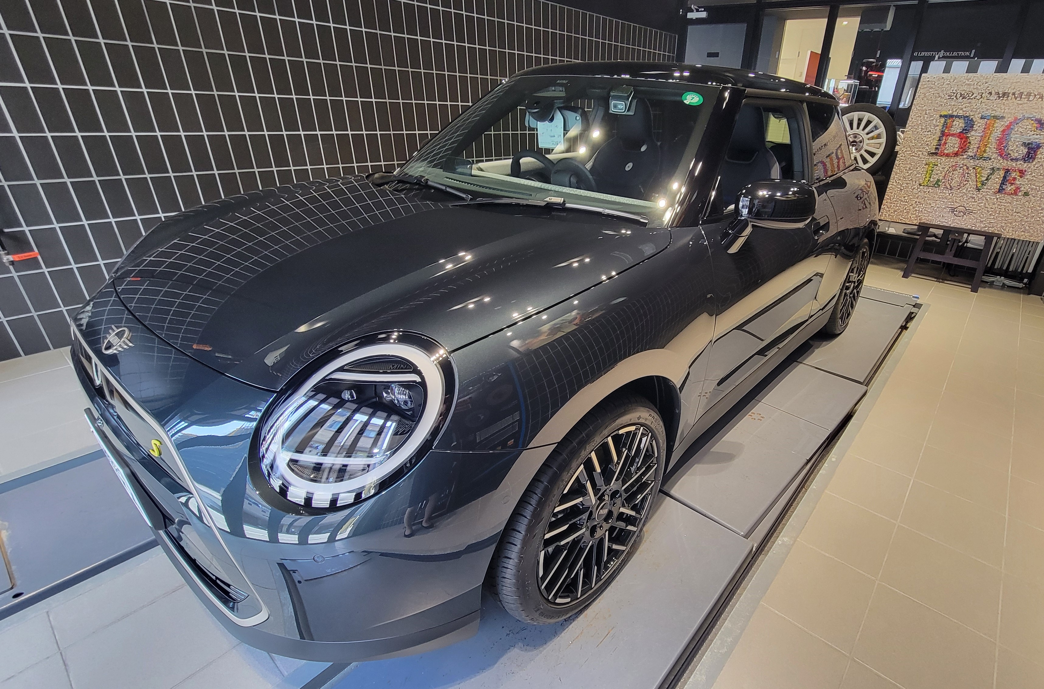 新品 京商 MINI JCW ミニクーパー 京商 ミニカー | OttO mobile 1/18 ミニ クーパー S JCW パッケージ